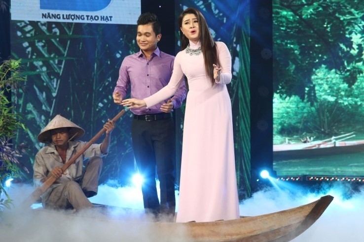 Chan dung co gai mau thuan voi Ngoc Huyen dan den bo thi hinh anh 3