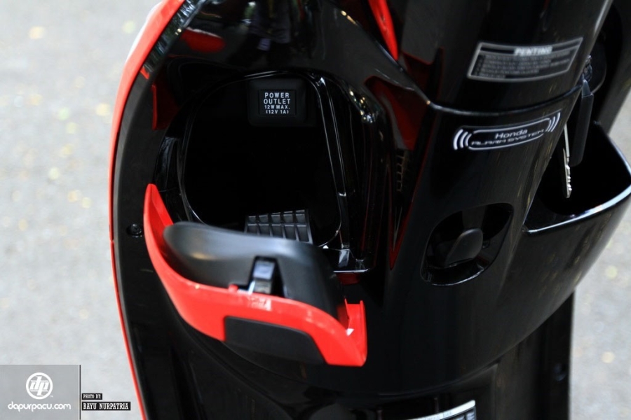 Honda Scoopy hoan toan moi gia khoang 1.335 USD hinh anh 6