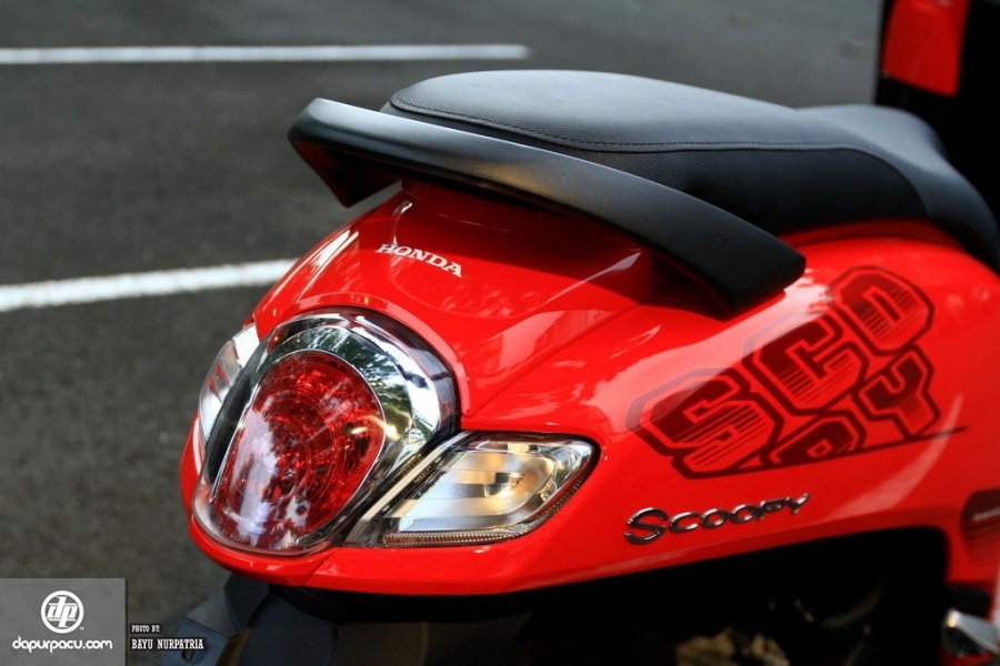 Honda Scoopy hoan toan moi gia khoang 1.335 USD hinh anh 7