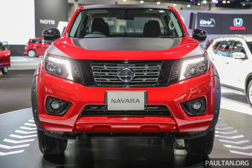 Nissan NP300 Navara Black Edition cực ngầu ra mắt tại Thái Lan