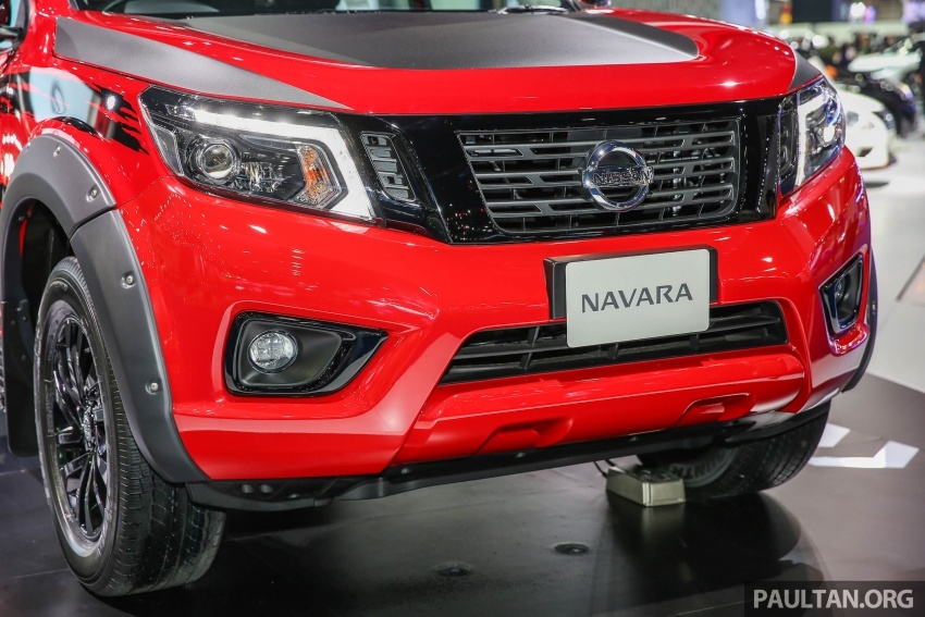 Nissan NP300 Navara Black Edition cực ngầu ra mắt tại Thái Lan