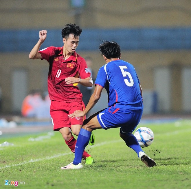 Tuyen Viet Nam bao gio co trung phong cam? hinh anh 1