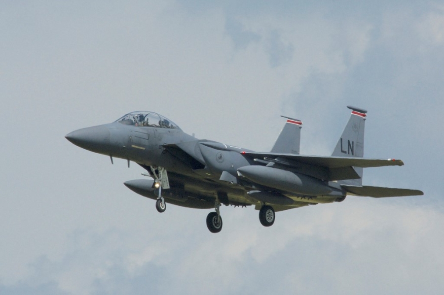 My cho nghi huu chien dau co bat kha chien bai F-15 hinh anh 10