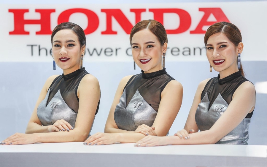 Nguoi dep khoe sac o trien lam Bangkok Motor Show 2017 hinh anh 3