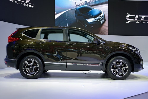 Honda CR-V 7 chỗ sẽ về Việt Nam với giá hơn 1 tỷ đồng - 2