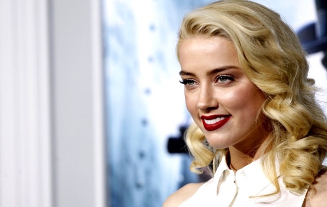 Thời gian gần đây, Amber Heard liên tục vướng vào những rắc rối pháp lý /// Ảnh: Reuters