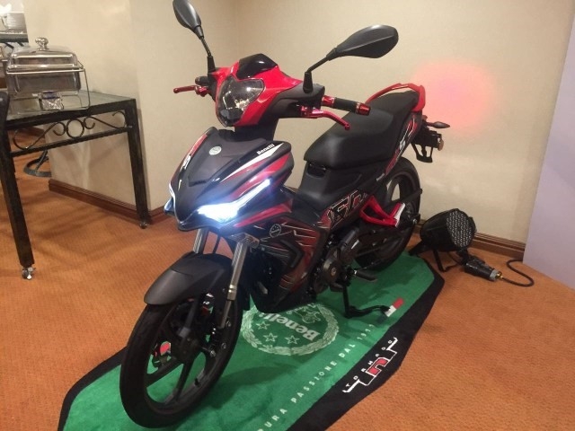 Chi tiet Benelli RFS150i 2017 - doi thu moi cua Exciter 150 hinh anh 3