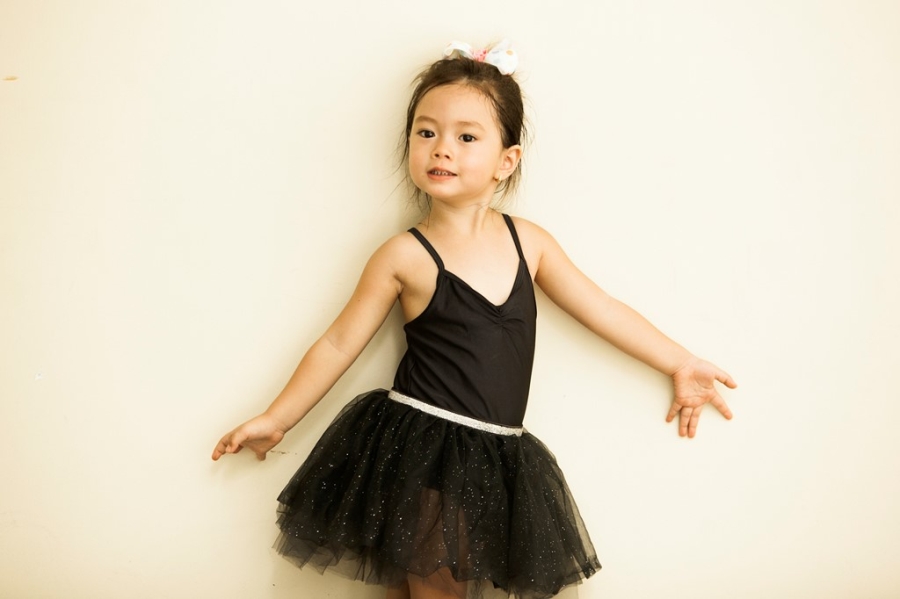Con gai Doan Trang xinh xan trong bo anh mung tuoi len 3 hinh anh 7