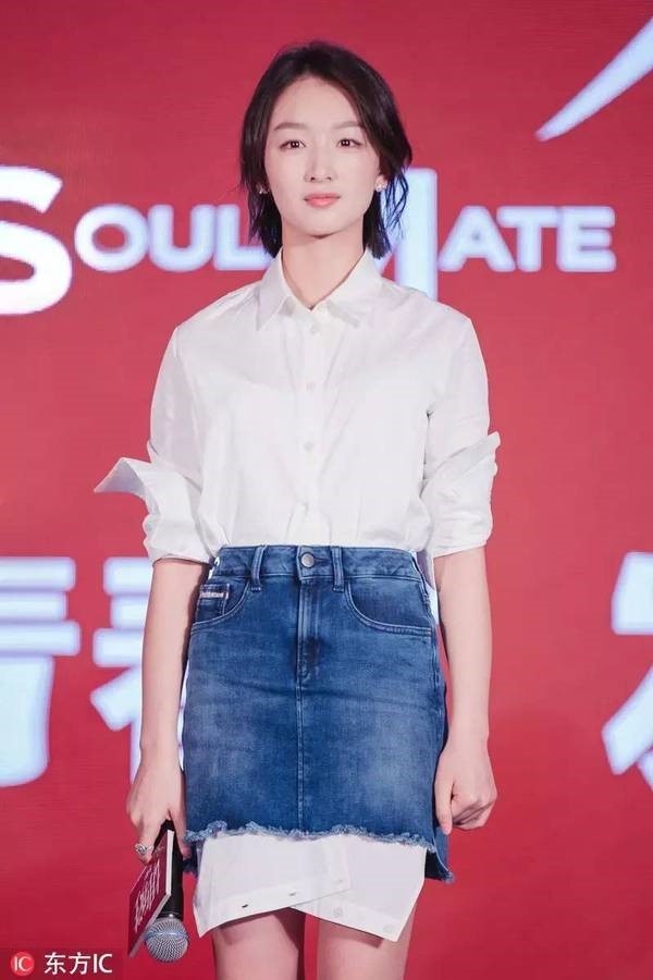 Sao the gioi chuong mot dong thung so mi de lo vat ao hinh anh 8