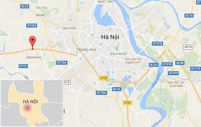 Xe tai lao nguoc chieu tren dai lo Thang Long hinh anh 1