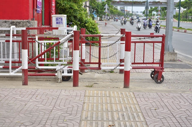 Còn đâu lối đi dành riêng cho người khiếm thị