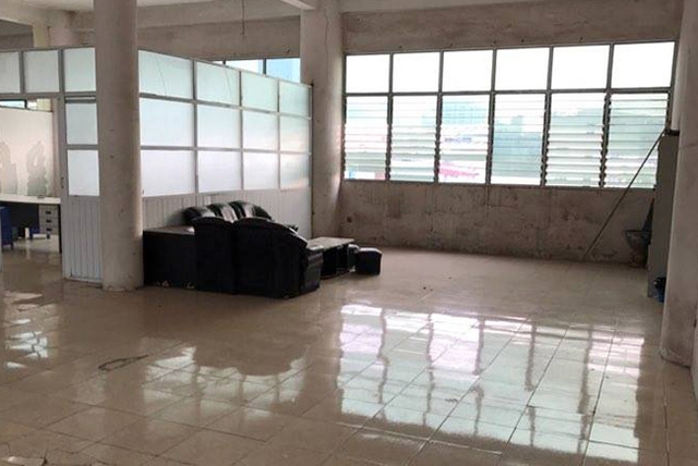 Quận Thanh Xuân cũng tạo điều kiện cho người bán hảng rong vào buôn bán trong Trung tâm dịch vụ thương nghiệp
