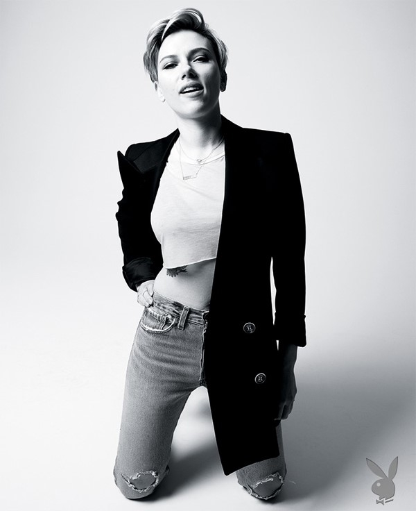 Thoi trang giau nhuoc diem cua my nhan nong bong Scarlett Johansson hinh anh 11