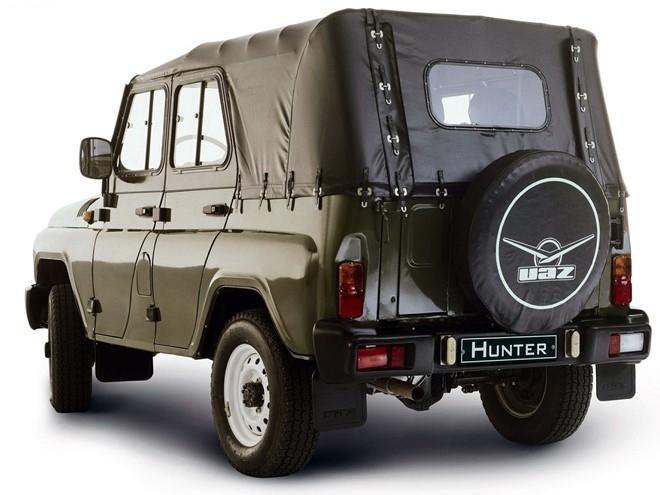 Xe Nga UAZ re nhat gia 390 trieu dong tai Viet Nam hinh anh 1