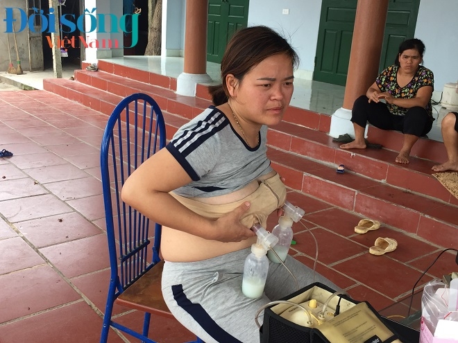 Mẹ 9x cho sữa giả 4