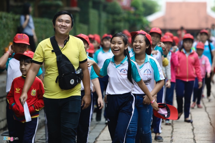 Hang nghin nguoi Sai Gon du le hoi tuong nho Vua Hung hinh anh 10