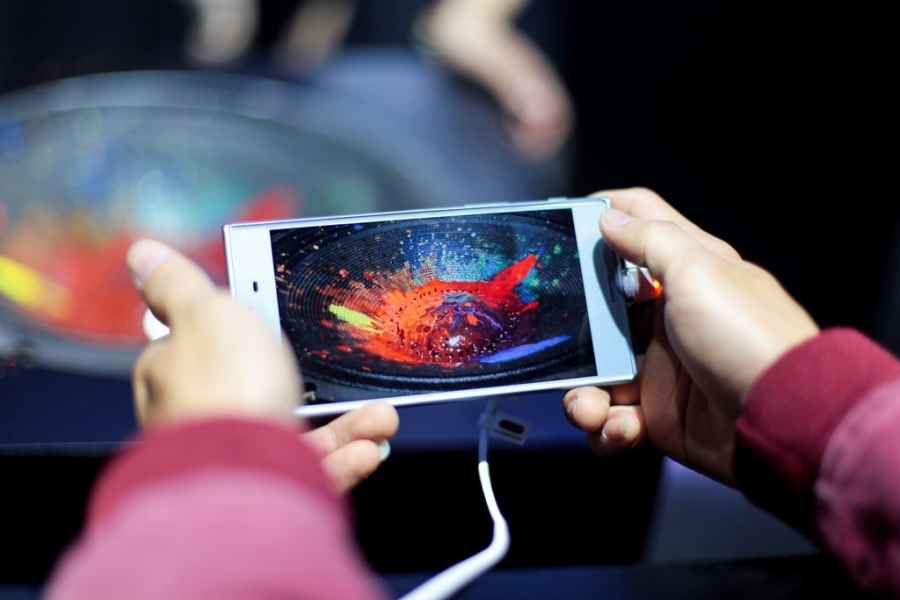 Le hoi trinh dien Sony Xperia XZs thu hut hang nghin ban tre Sai Gon hinh anh 8