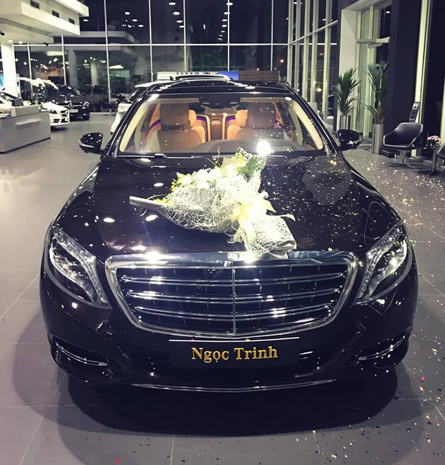 Sau túi hiệu, Ngọc Trinh tiếp tục chứng minh sự giàu có khi tậu xế hộp 12 tỷ đồng - Ảnh 2.