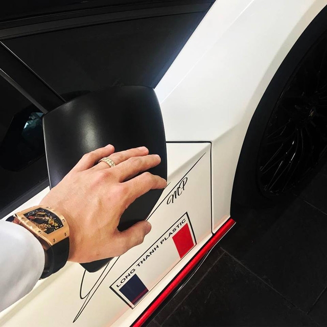 Minh Nhựa thay đổi ngoại thất cho siêu xe Lamborghini Aventador SV 32 tỷ Đồng - Ảnh 2.