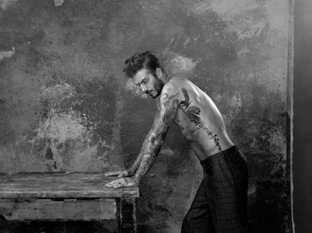 Victoria Beckham trẻ đẹp không tì vết ở tuổi tứ tuần ảnh 10