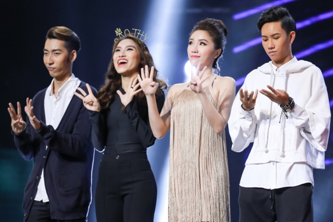 bao-thy-doi-non-nang-trich-xoay-20-vong-sau-nhieu-ngay-chiu-chong-mat-tray-trua-4