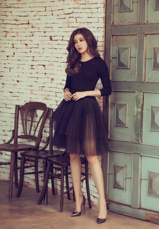 huyen-my-dien-dam-sexy-khoe-vong-1-lap-lo-4