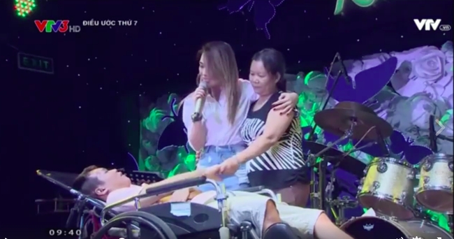 Mỹ tâm lại gây bão mạng xã hội khi nghẹn ngào hát cho chàng trai bị bại liệt - Ảnh 6.