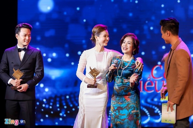 Le trao giai Canh dieu: Mat dien giua chung, thieu cup giai thuong hinh anh 2