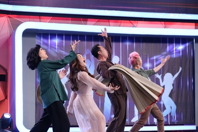 Hoa Minzy la het that thanh vi man bieu dien rung ron cua nguoi bi an hinh anh 1