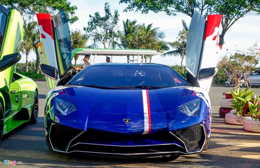Chi tiet ngoai that sieu xe 35 ty cua Minh Nhua moi doi mau hinh anh 6