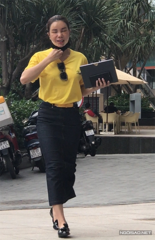 tra-ngoc-hang-mat-sung-hup-khong-nhan-ra-sau-chuyen-di-han-1