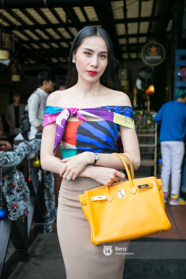 Khuôn mặt của Thủy Tiên từng nhiều lần lộ đường nét lệch lạc, giờ bỗng hài hòa và thon gọn một cách hoàn hảo - Ảnh 18.