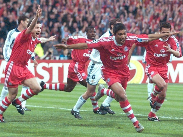  Mùa giải 2000-2001, Bayern Munich loại Real Madrid ở bán kết và sau đó lên ngôi vô địch 