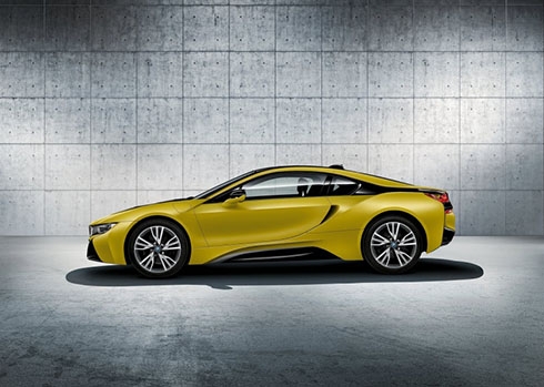 sieu-xe-hybrid-bmw-i8-them-ban-dac-biet-1