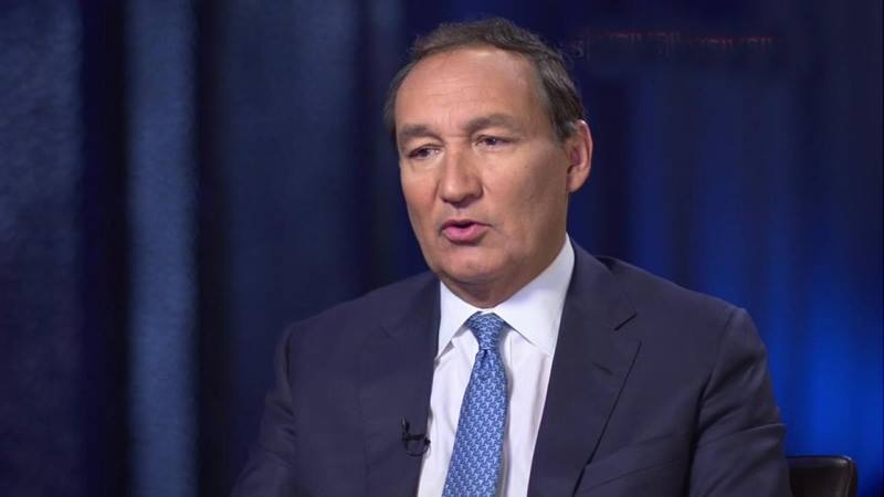 United Airlines, bác sĩ gốc Việt bị lôi khỏi máy bay, David Dao
