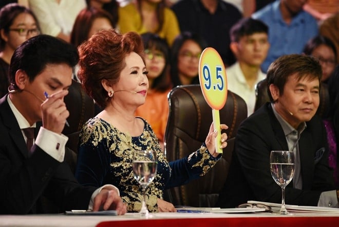 Manh Quynh dam duoi ngam Phuong Trinh Jolie hat hinh anh 9