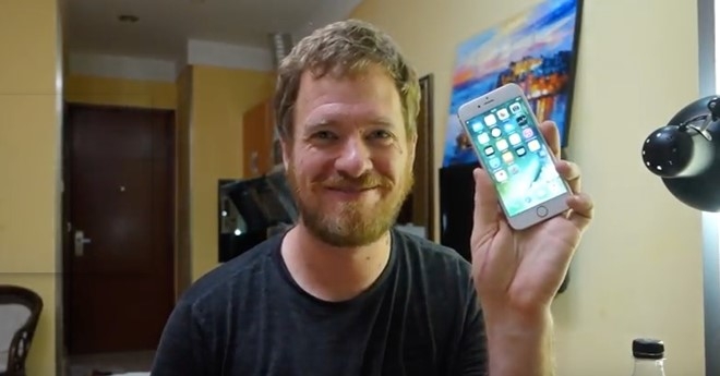 Tu che iPhone 6S voi gia 300 USD hinh anh 2