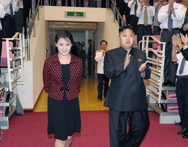 vợ Kim Jong Un, chân dung, Ri Sol Ju, Kim Jong Un