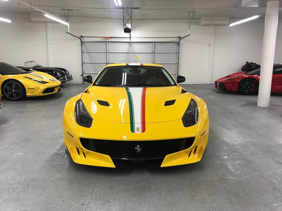 Ferrari F12tdf doc nhat cua nha suu tap Ferrari hinh anh 2