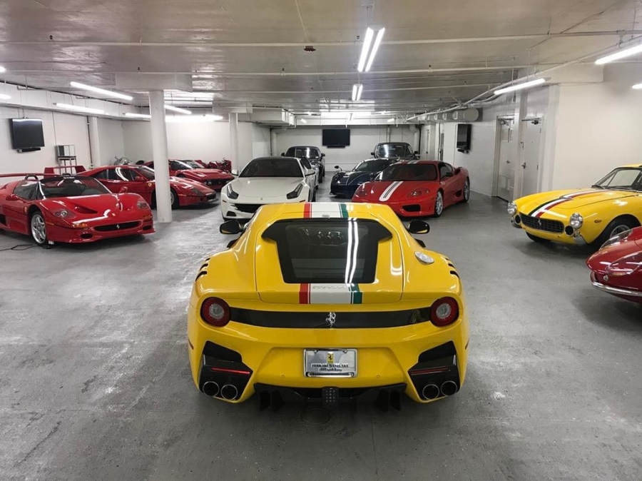 Ferrari F12tdf doc nhat cua nha suu tap Ferrari hinh anh 4
