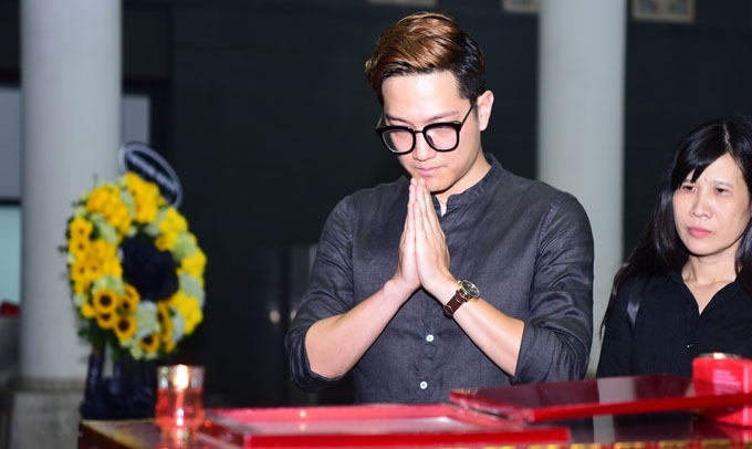 nghe-si-ha-noi-den-dua-tien-nsut-duy-thanh