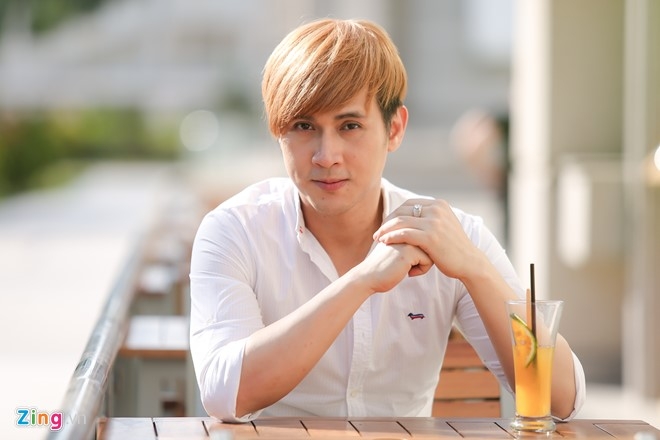 Nguyen Vu: 'Viec cong khai vo, con can dung thoi diem' hinh anh 1