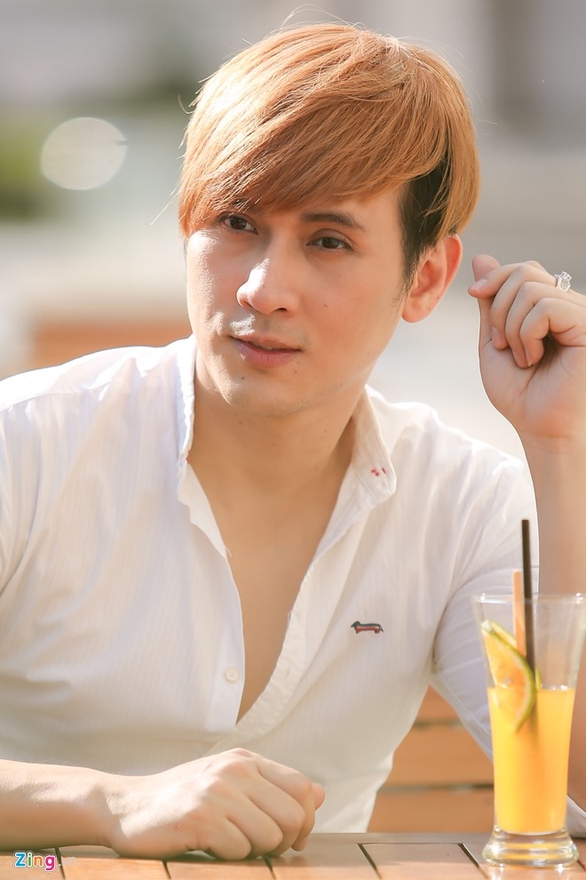 Nguyen Vu: 'Viec cong khai vo, con can dung thoi diem' hinh anh 3