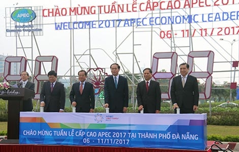 chu-tich-nuoc-khoi-dong-dong-ho-dem-nguoc-den-apec