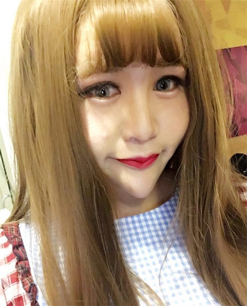 hotgirl tu xung 
