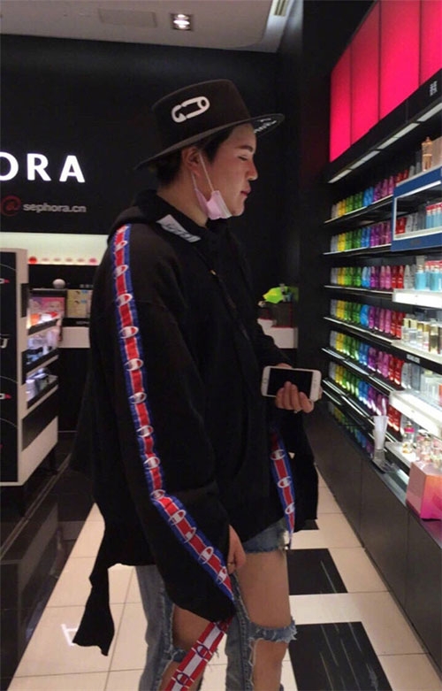hotgirl tu xung 