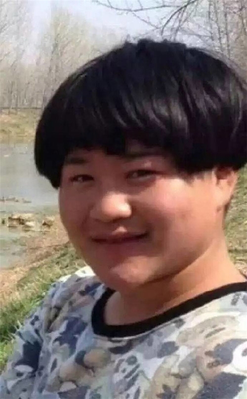 hotgirl tu xung 