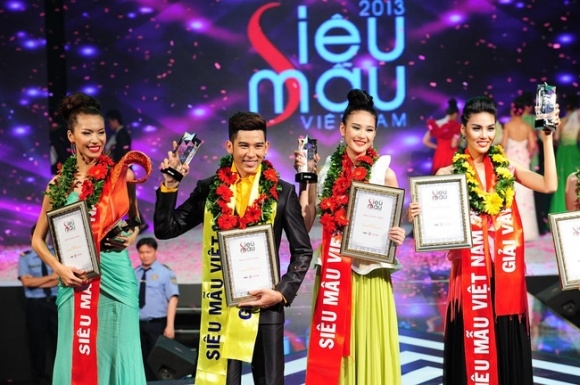 Lý do nào dẫn đến danh sách HLV gây ngỡ ngàng của The Face 2017? - Ảnh 3.