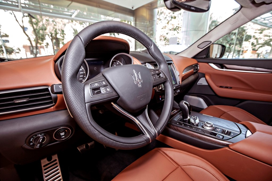 Maserati Levante ban dac biet trung bay o Sai Gon hinh anh 4
