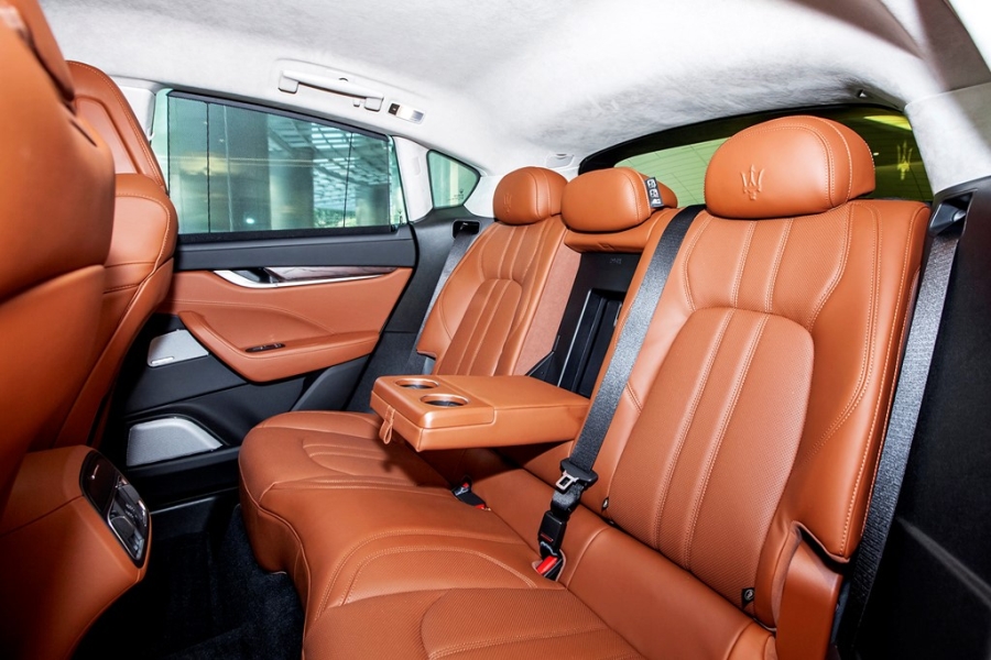 Maserati Levante ban dac biet trung bay o Sai Gon hinh anh 10